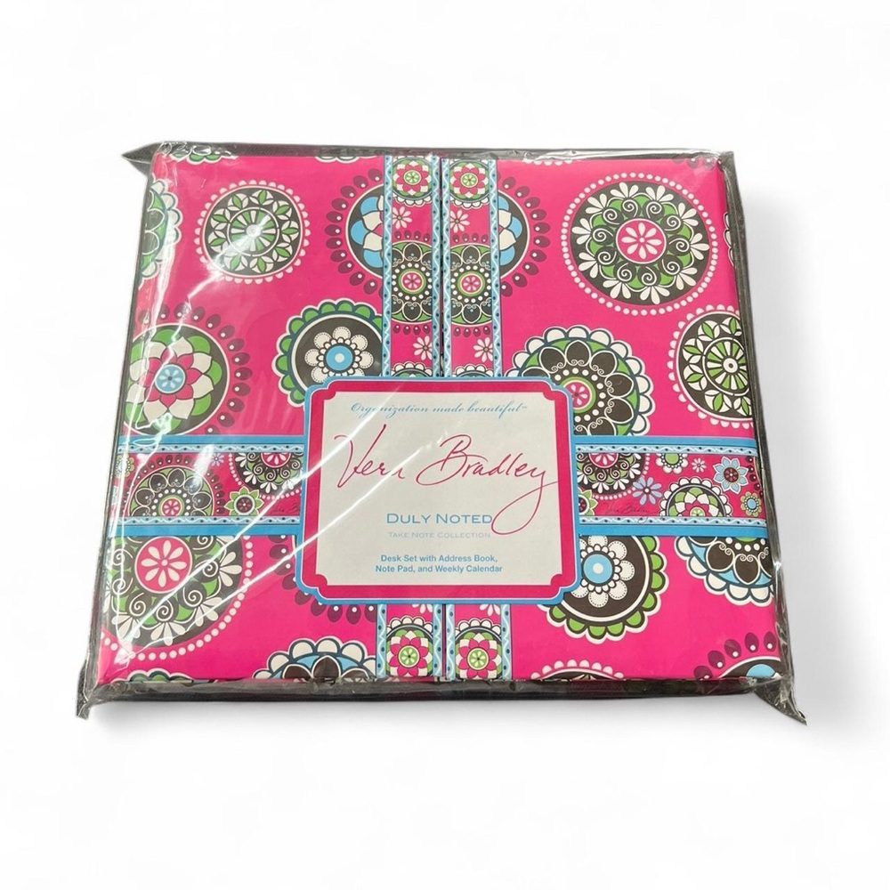 Vera Bradley duly Noted cupcake pink note stationary set